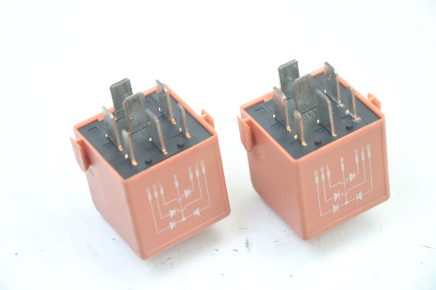 photo de RELÉ ELÉCTRICO BMW C1 125 (2000 - 2003)