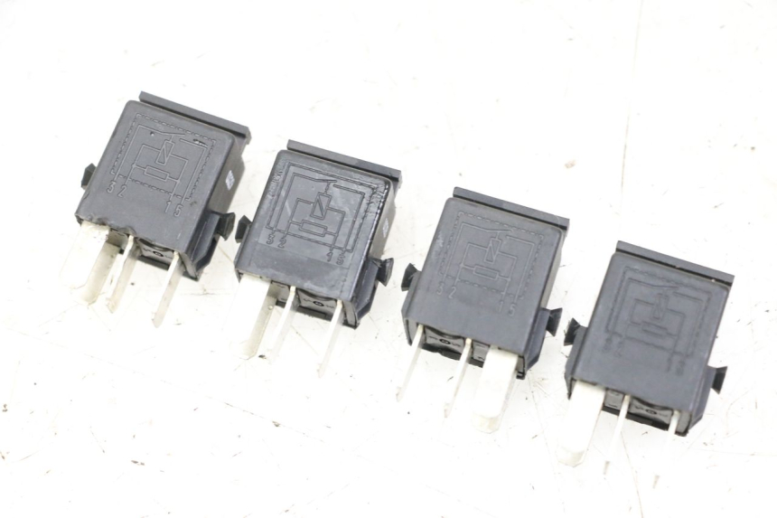 photo de RELÉ ELÉCTRICO BMW C1 125 (2000 - 2003)