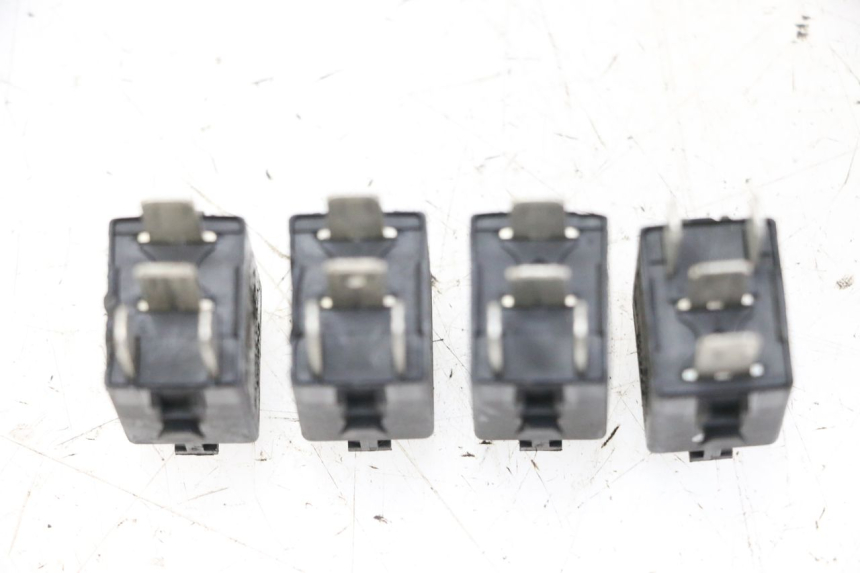 photo de RELÉ ELÉCTRICO BMW C1 125 (2000 - 2003)