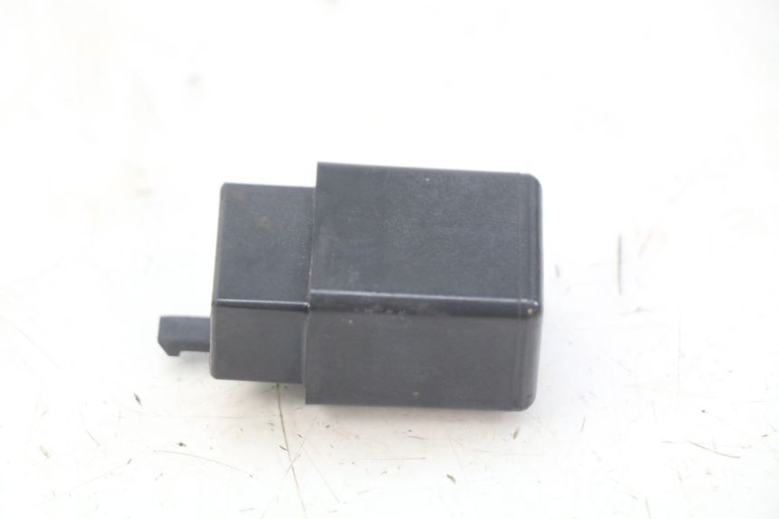 photo de RELÉ ELÉCTRICO HONDA FES PANTHEON 2T 125 (1998 - 2002)