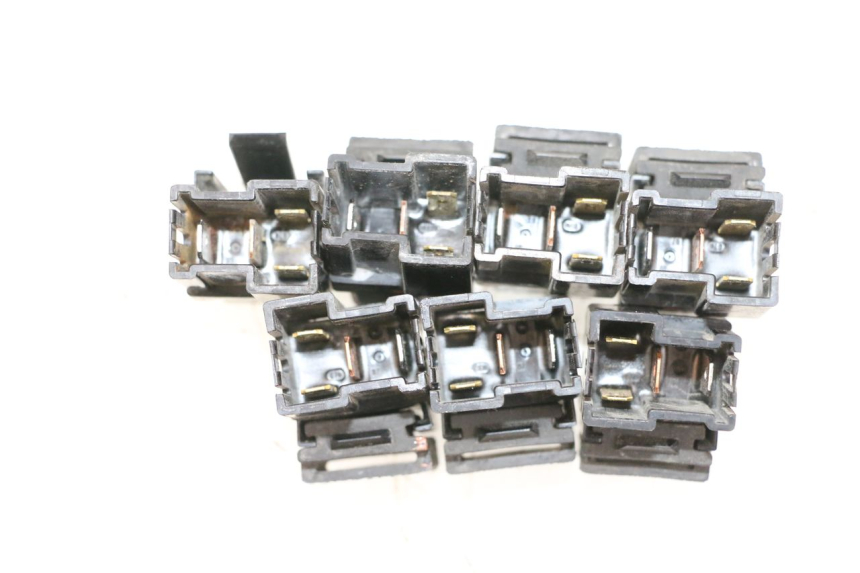 photo de RELÉ ELÉCTRICO YAMAHA FJR ABS 1300 (2006 - 2012) - Zoom estado de uso