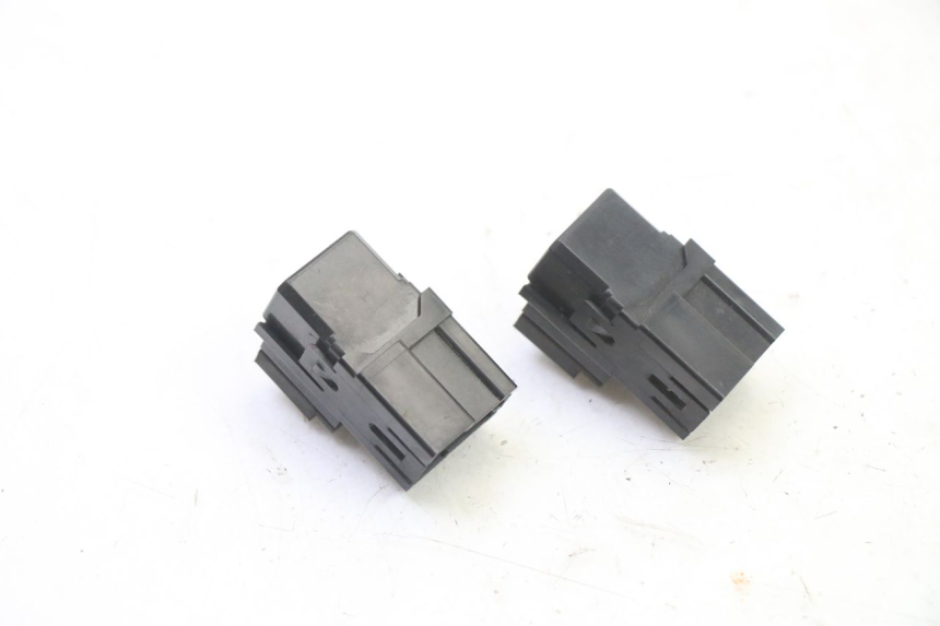 photo de RELE YAMAHA FZ6 FAZER S2 600 (2007 - 2011)