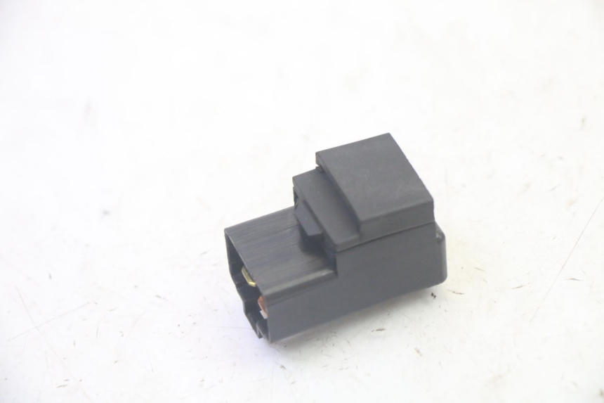 photo de RELE SUZUKI GSF N BANDIT 600 (1996 - 1999) - Otra perspectiva