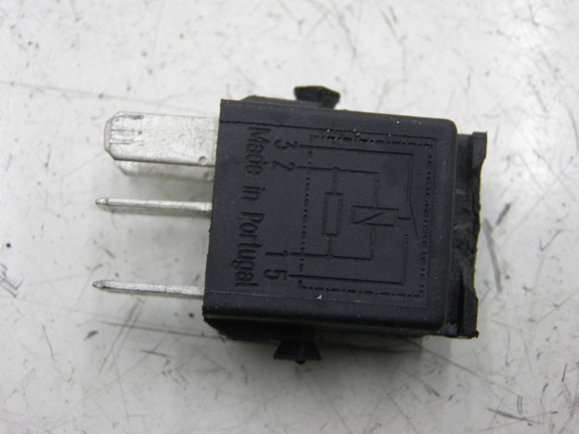 photo de RELÉ ELÉCTRICO HONDA NHX LEAD 110 (2008 - 2010)