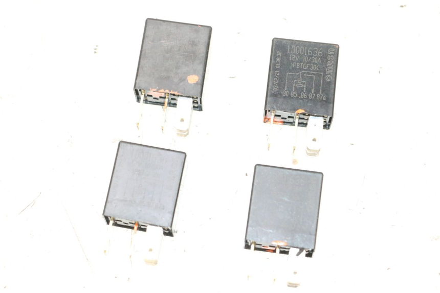 photo de RELE PIAGGIO MP3 HPE 300 (2019 - 2026) - Vista principal