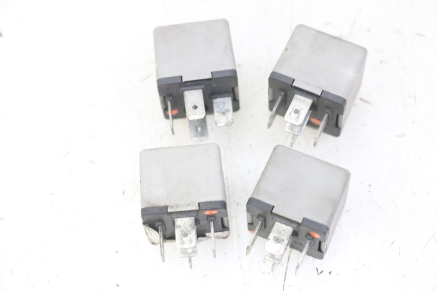 photo de RELÉ ELÉCTRICO PIAGGIO MP3 LT 300 (2010 - 2016)
