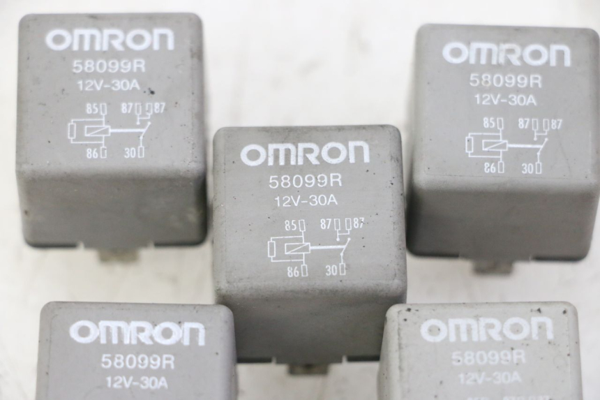 photo de RELé ELéCTRICO PIAGGIO MP3 500 (2011 - 2015)