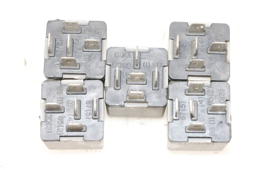 photo de RELé ELéCTRICO PIAGGIO MP3 500 (2011 - 2015)