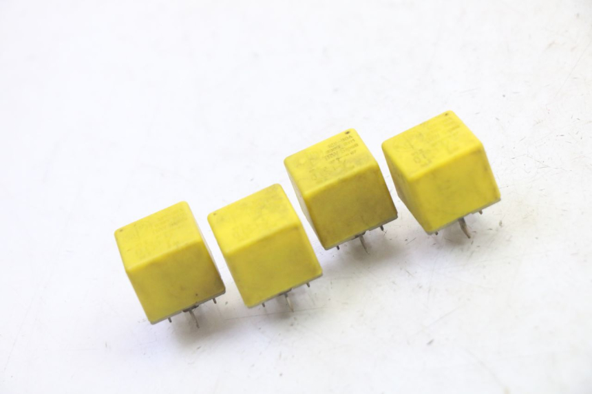 photo de RELÉ ELÉCTRICO PIAGGIO MP3 RL 250 (2007 - 2010)