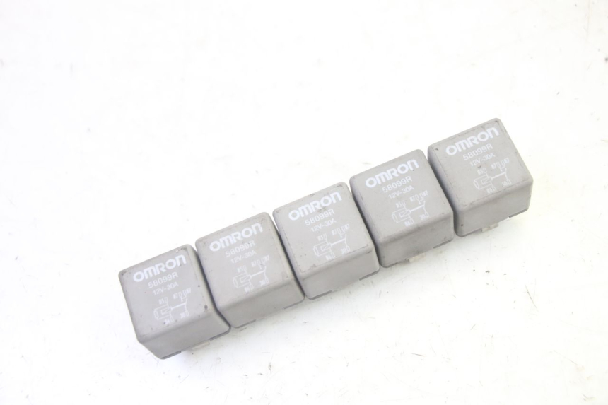 photo de RELE PIAGGIO MP3 500 (2016 - 2018) - Detalle de la pieza