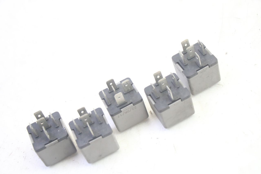 photo de RELE PIAGGIO MP3 500 (2016 - 2018) - Otra perspectiva