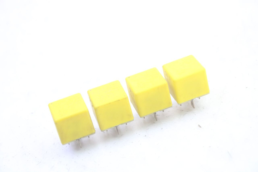 photo de RELÉ ELÉCTRICO PIAGGIO MP3 RL 250 (2006 - 2010) - Detalle de la pieza