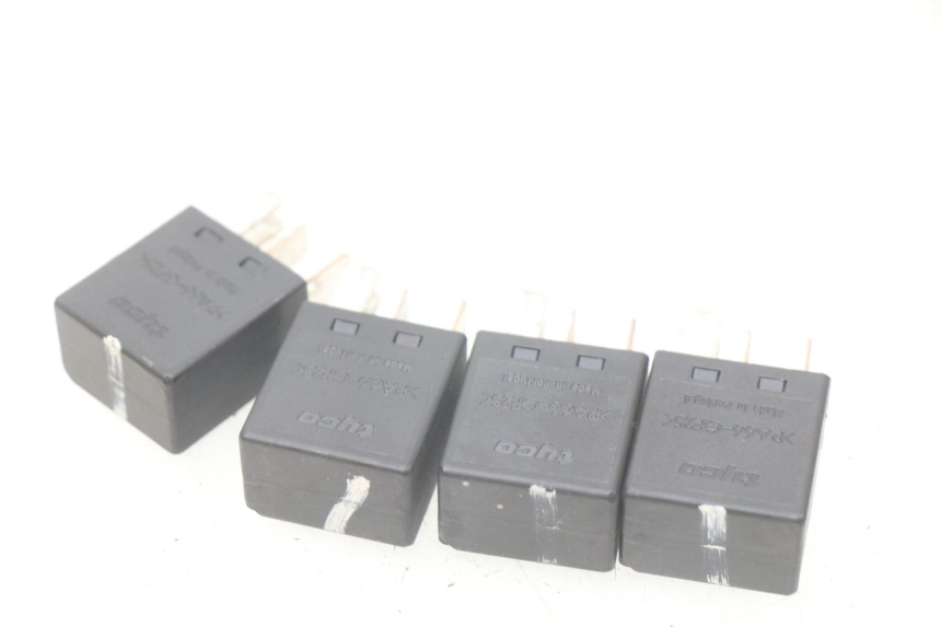 photo de RELÉ ELÉCTRICO PEUGEOT GEOPOLIS 400 (2007 - 2013)