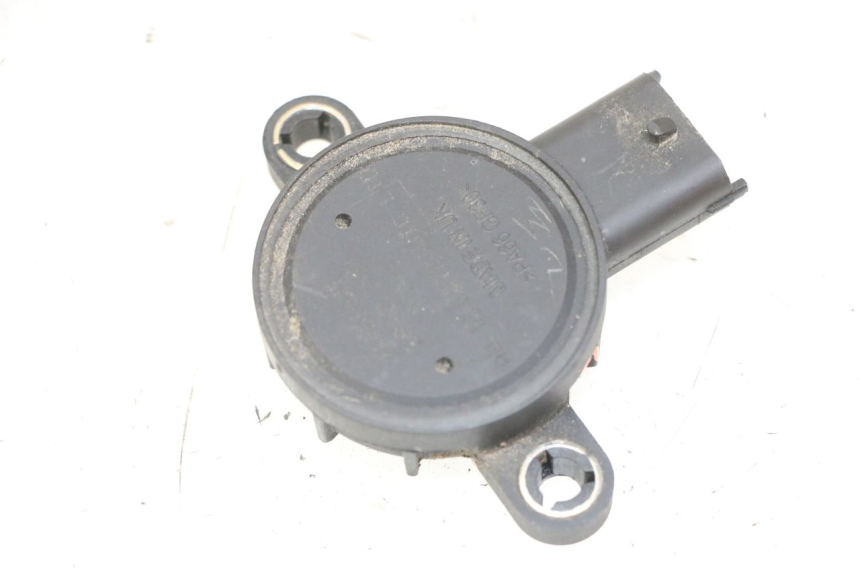 photo de RELÉ ELÉCTRICO PIAGGIO MP3 125 (2006 - 2014)