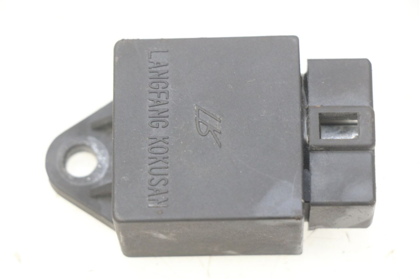 photo de RELÉ ELÉCTRICO PIAGGIO VESPA PRIMAVERA 2T 50 (2013 - 2018)