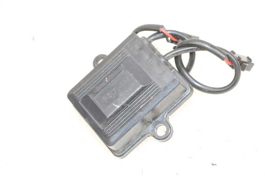 photo de RELE EFUN PUSA 1 - Detalle de la pieza