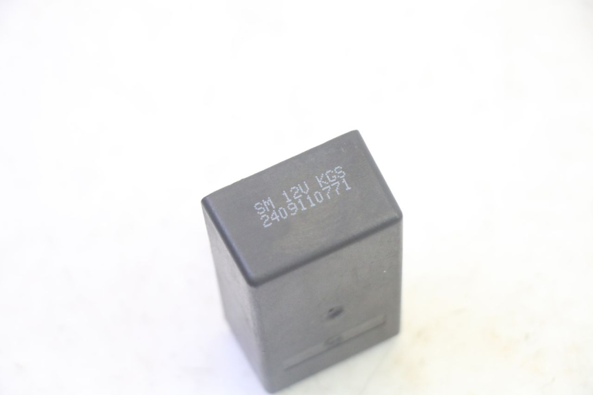 photo de RELE JM MOTORS SANTANA EVO 50 (2024 - 2026) - Primer plano técnico