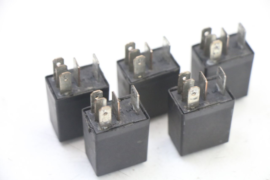 photo de RELE PEUGEOT SATELIS 125 (2013 - 2018)