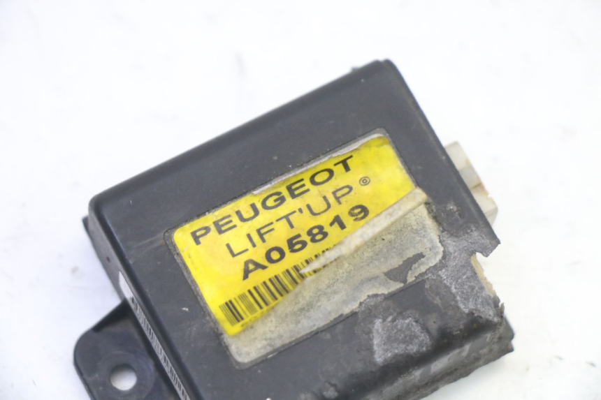 photo de RELE PEUGEOT SATELIS 250 (2006 - 2012)
