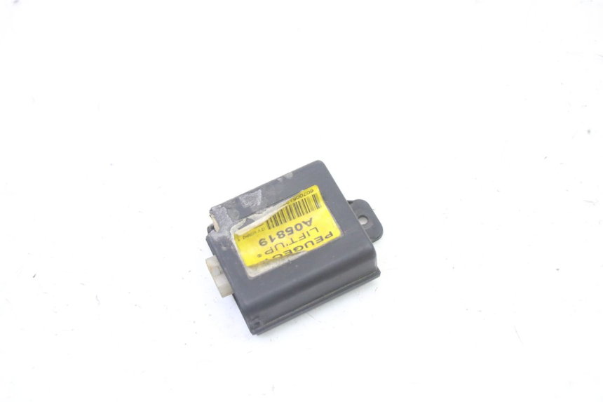 photo de RELE PEUGEOT SATELIS 250 (2006 - 2012)