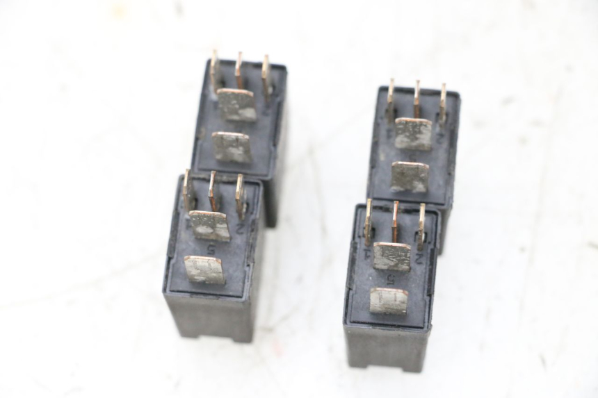 photo de RELE PEUGEOT SATELIS 125 (2013 - 2018) - Detalle de la pieza