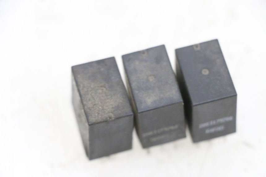 photo de RELE PEUGEOT SPEEDFIGHT 4 4T EFI 50 (2021 - 2025) - Detalle de la pieza