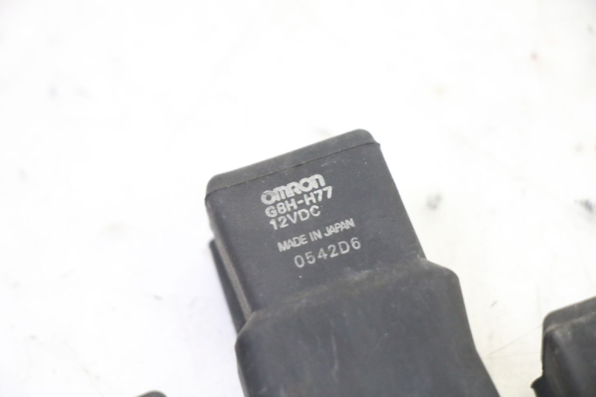 photo de RELE HONDA ST PAN EUROPEAN 1300 (2002 - 2013)