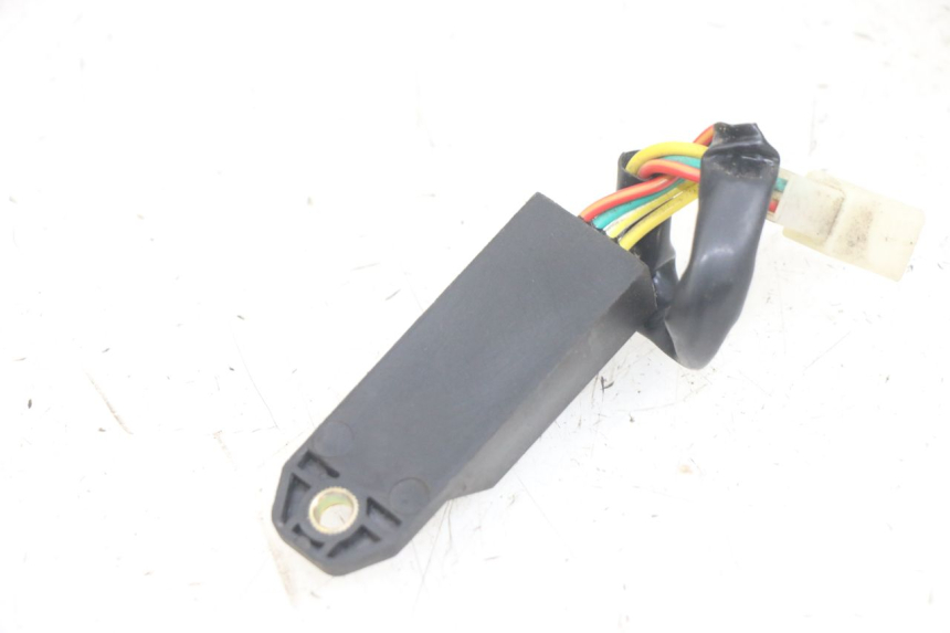 photo de RELÉ ELÉCTRICO PEUGEOT TWEET 4T 50 (2014 - 2019)
