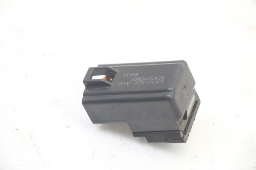 photo de RELÉ ELÉCTRICO SUZUKI UH BURGMAN 125 (2002 - 2006)