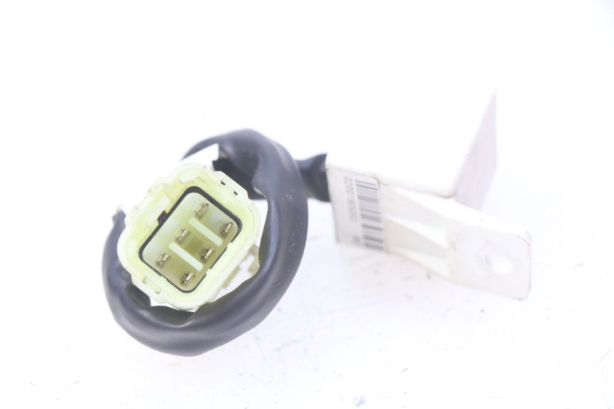 photo de RELÉ ELÉCTRICO PIAGGIO VESPA GTS IGET ABS 125 (2017 - 2023)