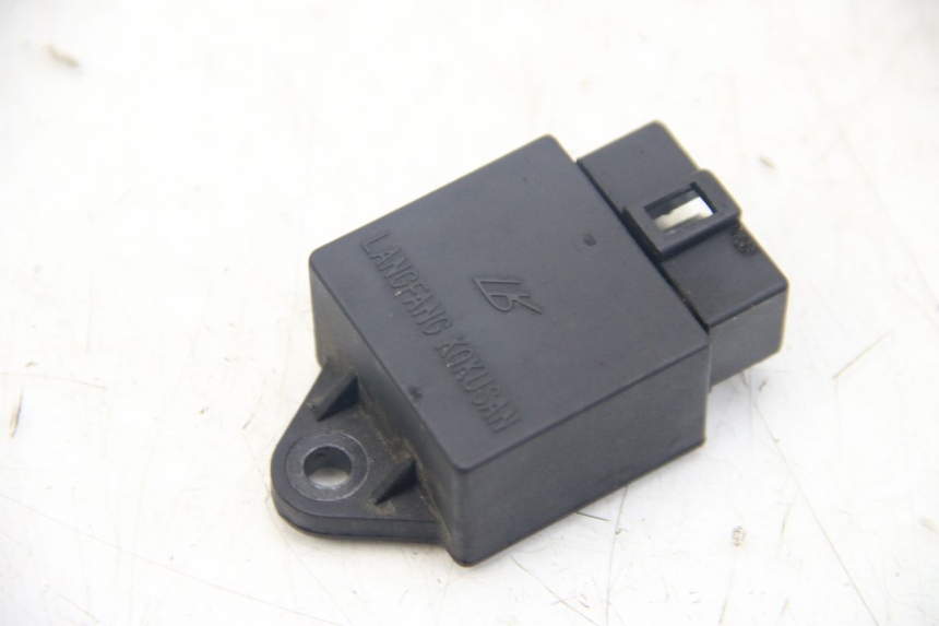 photo de RELÉ ELÉCTRICO PIAGGIO VESPA S 2T 50 (2007 - 2014)