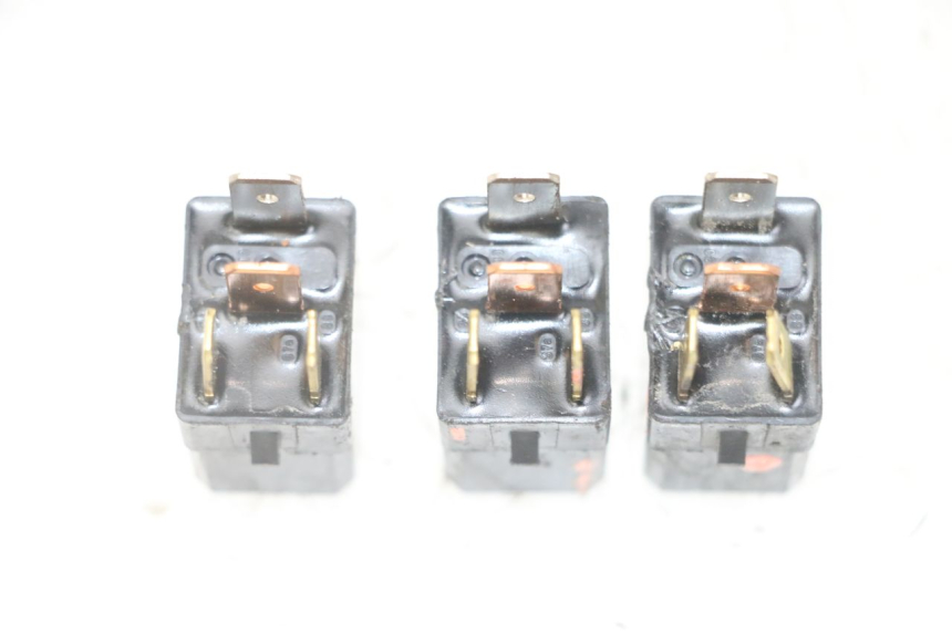 photo de RELé ELéCTRICO YAMAHA XMAX X-MAX 125 (2006 - 2009)