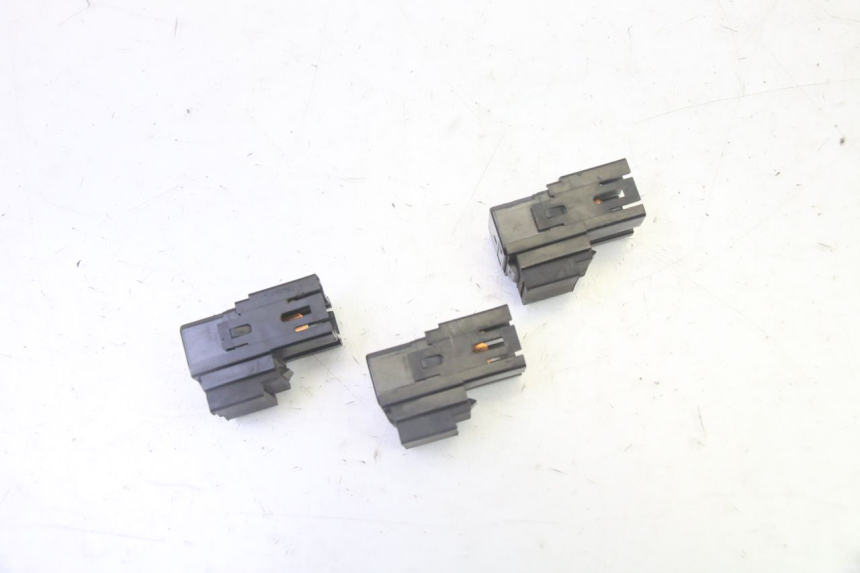 photo de RELÉ ELÉCTRICO YAMAHA X-MAX XMAX 125 (2010 - 2014)