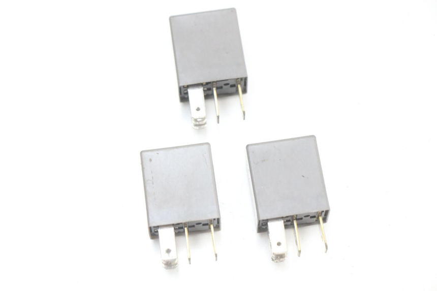 photo de RELÉ ELÉCTRICO PIAGGIO X10 125 (2012 - 2017)