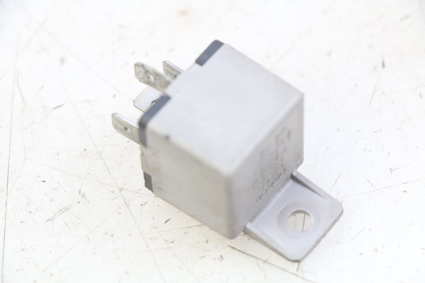 photo de RELÉ ELÉCTRICO PIAGGIO XEVO - X EVO 125 (2007 - 2016)