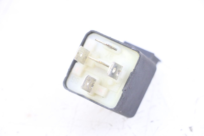 photo de RELÉ ELÉCTRICO PIAGGIO XEVO - X EVO 125 (2007 - 2016) - Zoom estado de uso