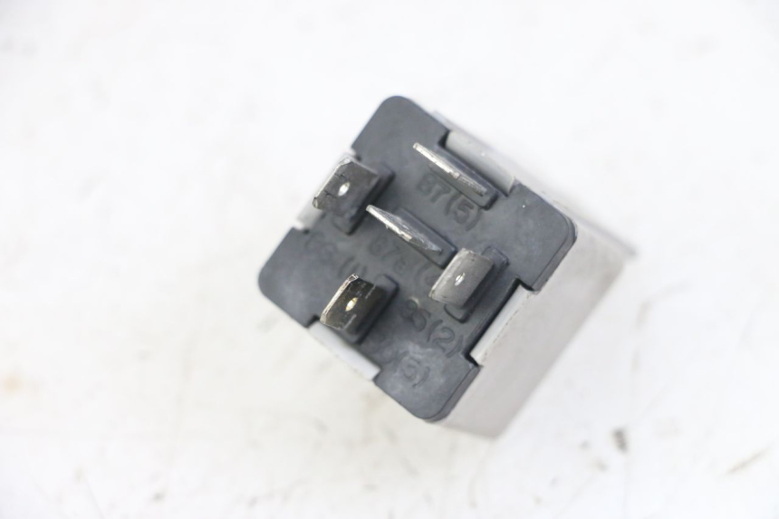 photo de RELÉ ELÉCTRICO PIAGGIO XEVO - X EVO 125 (2007 - 2017) - Detalle de la pieza