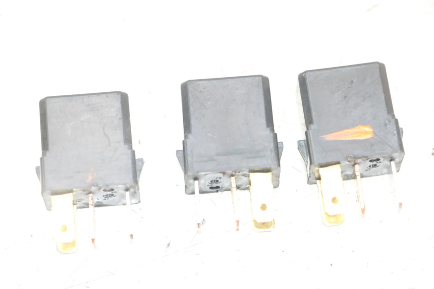 photo de RELé ELéCTRICO YAMAHA XMAX X-MAX 125 (2006 - 2009)