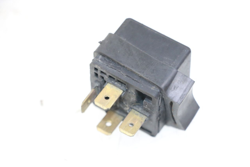photo de RELÉ ELÉCTRICO YAMAHA YP MAJESTY 125 (2007 - 2010)