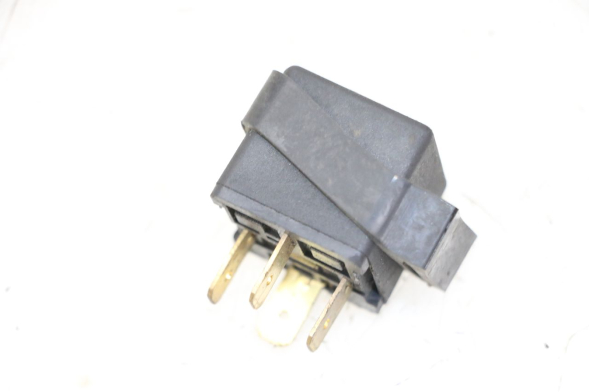 photo de RELÉ ELÉCTRICO YAMAHA YP MAJESTY 125 (2007 - 2010)