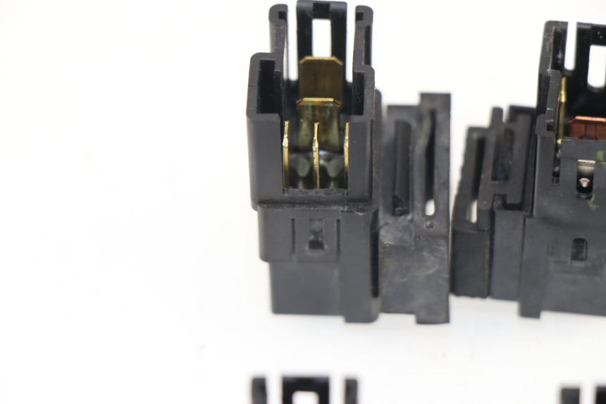 photo de RELÉ ELÉCTRICO YAMAHA YP MAJESTY 400 (2004 - 2008)
