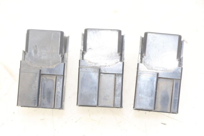 photo de RELÉ ELÉCTRICO YAMAHA YP MAJESTY 400 (2004 - 2008)
