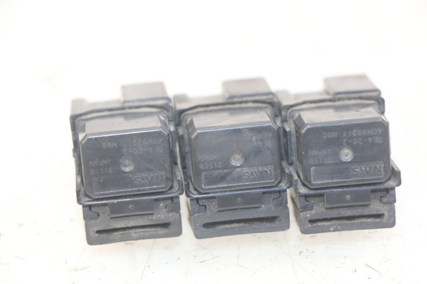 photo de RELÉ ELÉCTRICO YAMAHA YP MAJESTY 400 (2004 - 2008)