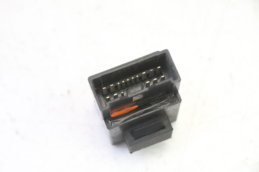 photo de RELÉ BOMBA COMBUSTIBLE YAMAHA FJR ABS 1300 (2006 - 2012)