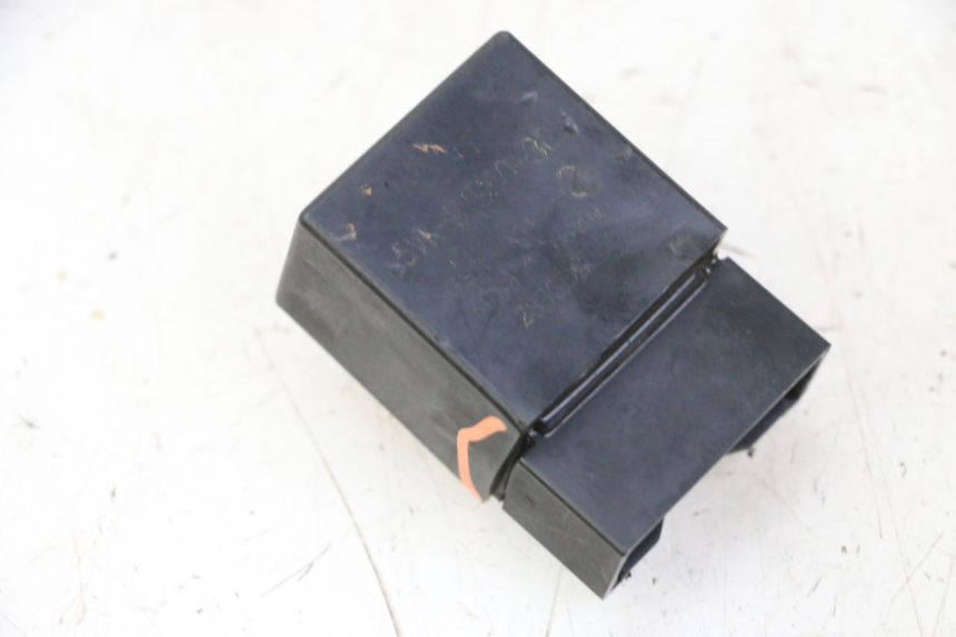 photo de RELÉ BOMBA COMBUSTIBLE YAMAHA FZ6 N FAZER 600 (2004 - 2006)