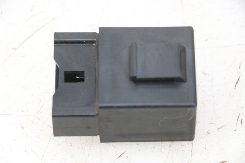 photo de RELÉ BOMBA COMBUSTIBLE YAMAHA MT-07 MT07 ABS 700 (2014 - 2017)