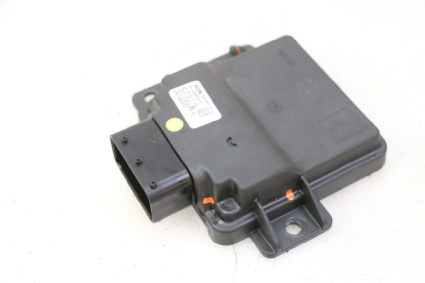 photo de ROLL LOCK RELE PIAGGIO MP3 HPE 310 (2024 - 2025)