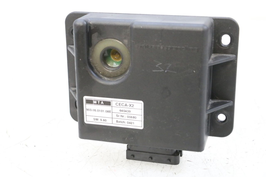 photo de ROLL LOCK RELE PIAGGIO MP3 HPE 300 (2019 - 2026) - Vista principal
