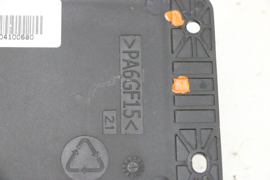 photo de ROLL LOCK RELE PIAGGIO MP3 HPE 300 (2019 - 2026) - Otra perspectiva