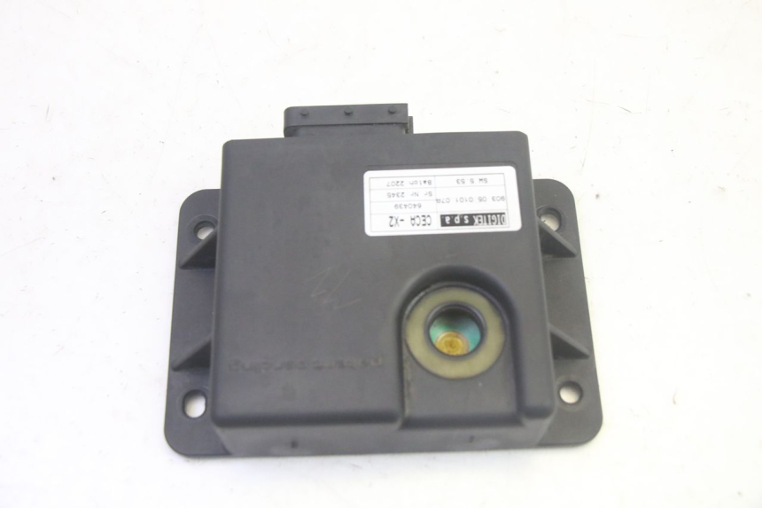 photo de RELE DE BLOQUEO DE RUEDA PIAGGIO MP3 LT 400 (2007 - 2012) - Zoom estado de uso